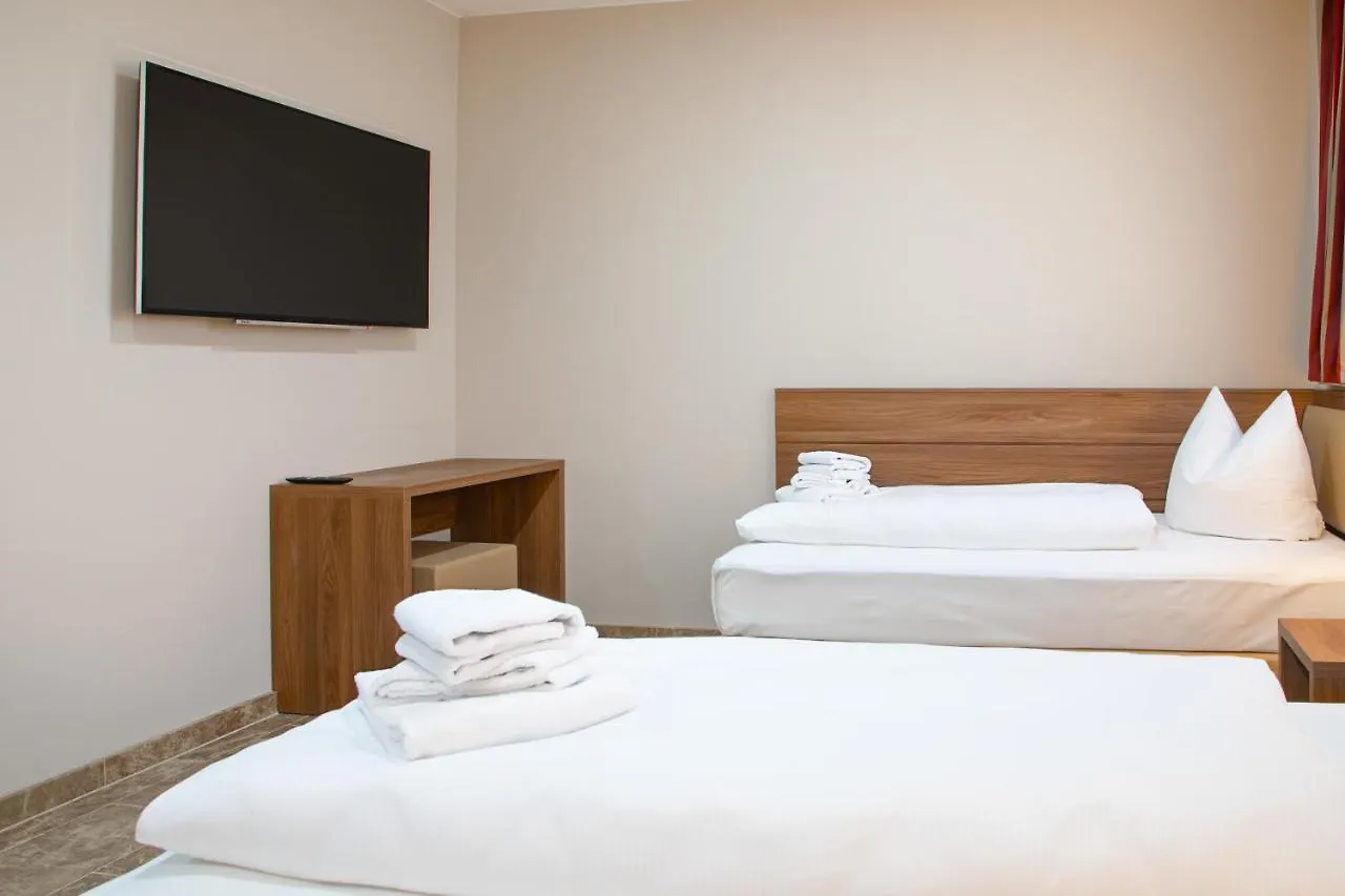 Work & Sleep Boardinghouse Mannheim Hostel 0*,